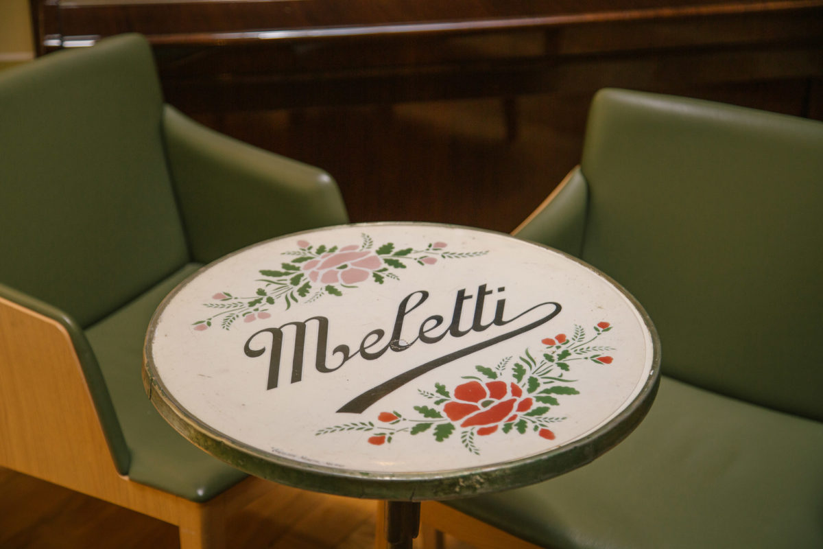 Visit Ascoli Caffè Meletti interno