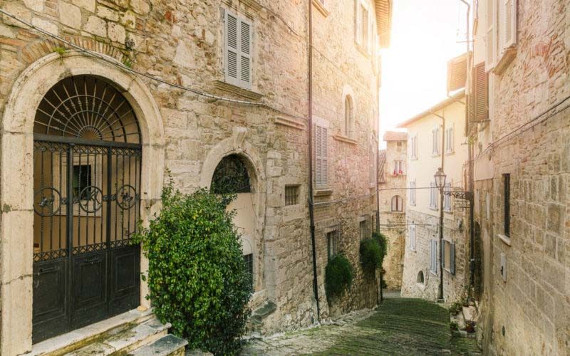 Gli antichi quartieri da vedere ad Ascoli Piceno: La Piazzarola