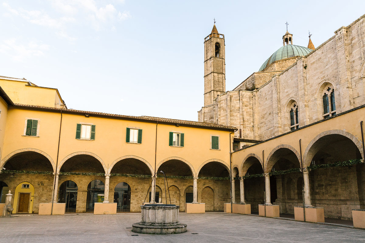 Visit Ascoli Chiostro Maggiore di San Francesco