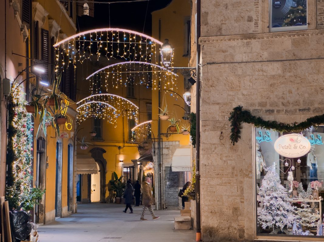 Vivi la magia del Natale ad Ascoli: una destinazione da non perdere per le festività